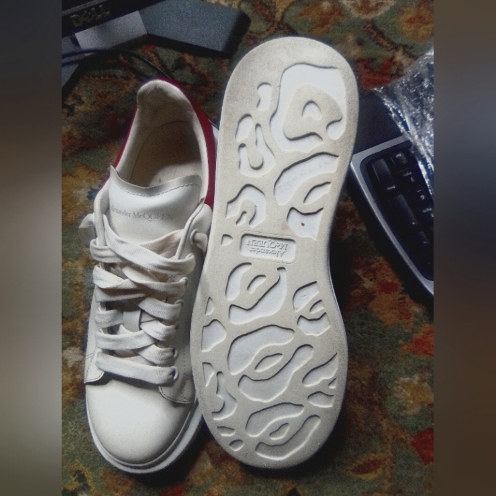 Alexander McQueen Sz 11 Red/ White